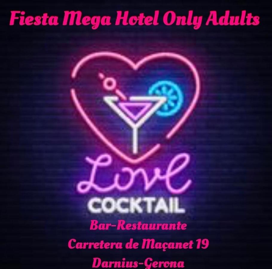 Hotel Fiesta Mega Only Adults Darnius מראה חיצוני תמונה